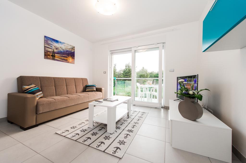 Blue Sky Apartments Rogoznica  Ngoại thất bức ảnh