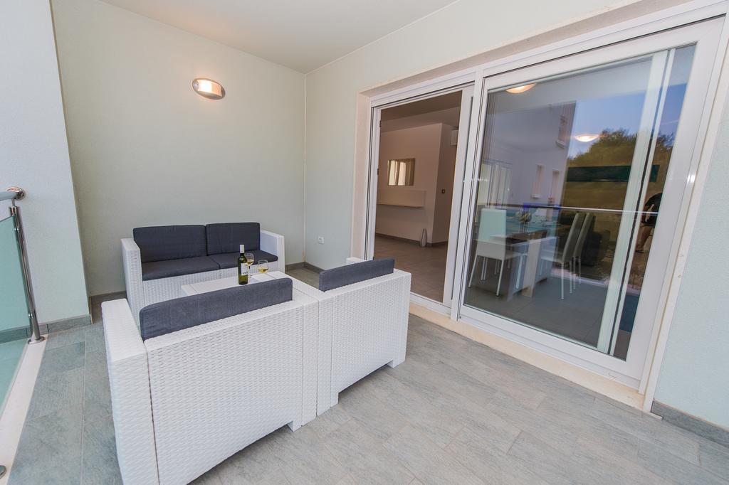 Blue Sky Apartments Rogoznica  Ngoại thất bức ảnh