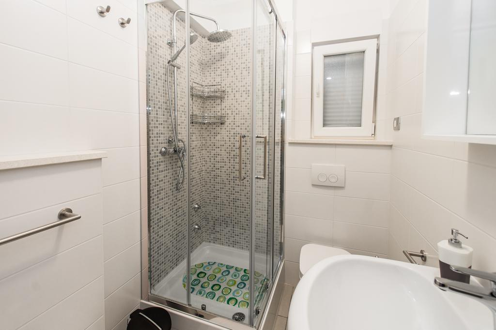 Blue Sky Apartments Rogoznica  Ngoại thất bức ảnh