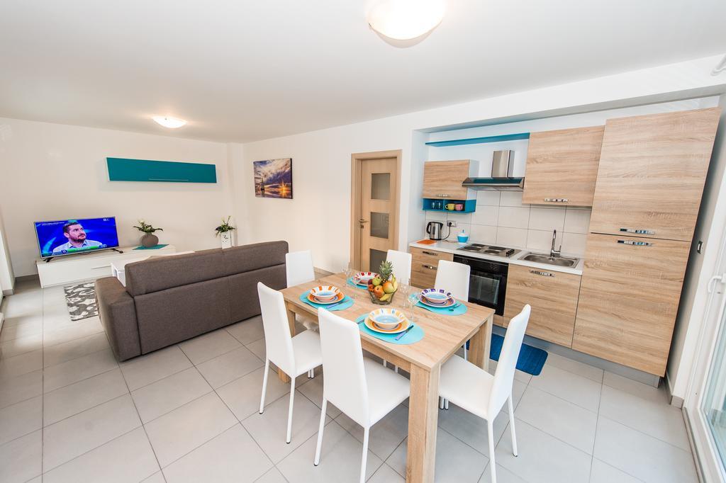 Blue Sky Apartments Rogoznica  Ngoại thất bức ảnh