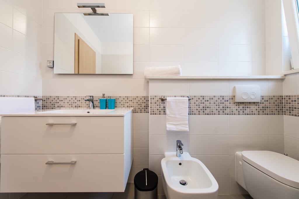 Blue Sky Apartments Rogoznica  Ngoại thất bức ảnh